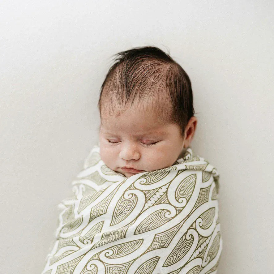 Bo & Ko Baby Accessory Blanket Green Te Pātiki Pēpi Wrap