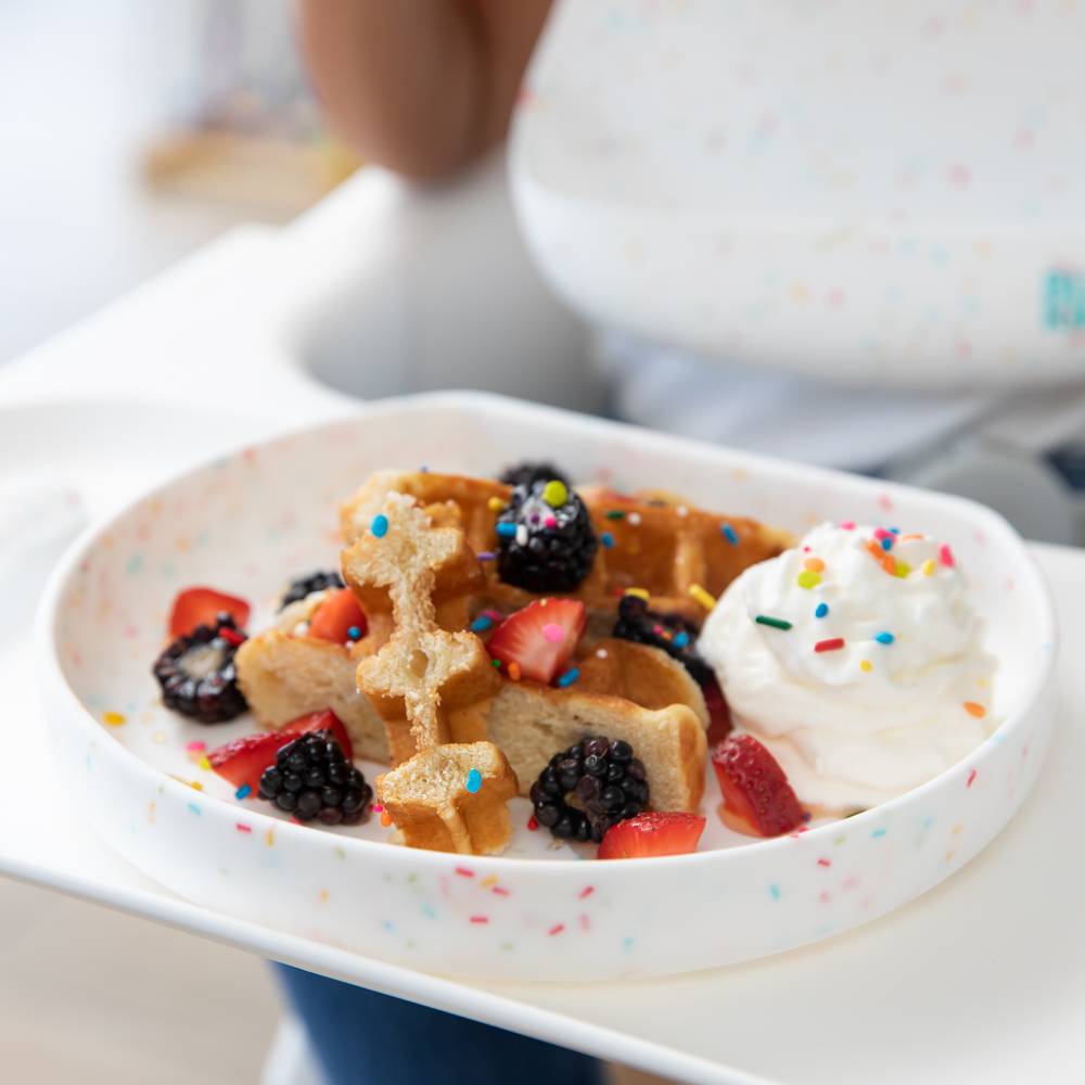 Bumkins Accessory Feeding Bumkins Silicone Grip Plate - Vanilla Sprinkle