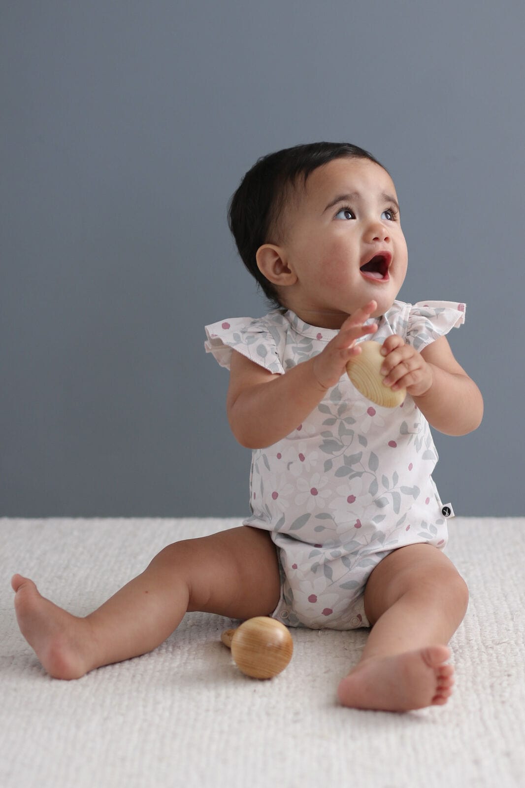 Burrow & Be Girls Onesie NB Bellis Flutter Bubble Bodysuit