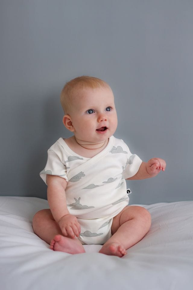 Burrow & Be Unisex Onesie NB Dreamscape Short Sleeve Kimono Bodysuit