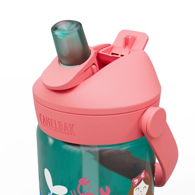 Camelbak Thrive Flip Straw Drink Bottle 400ml, a portable feeding bottle with a flip straw and Tritan Renew material.