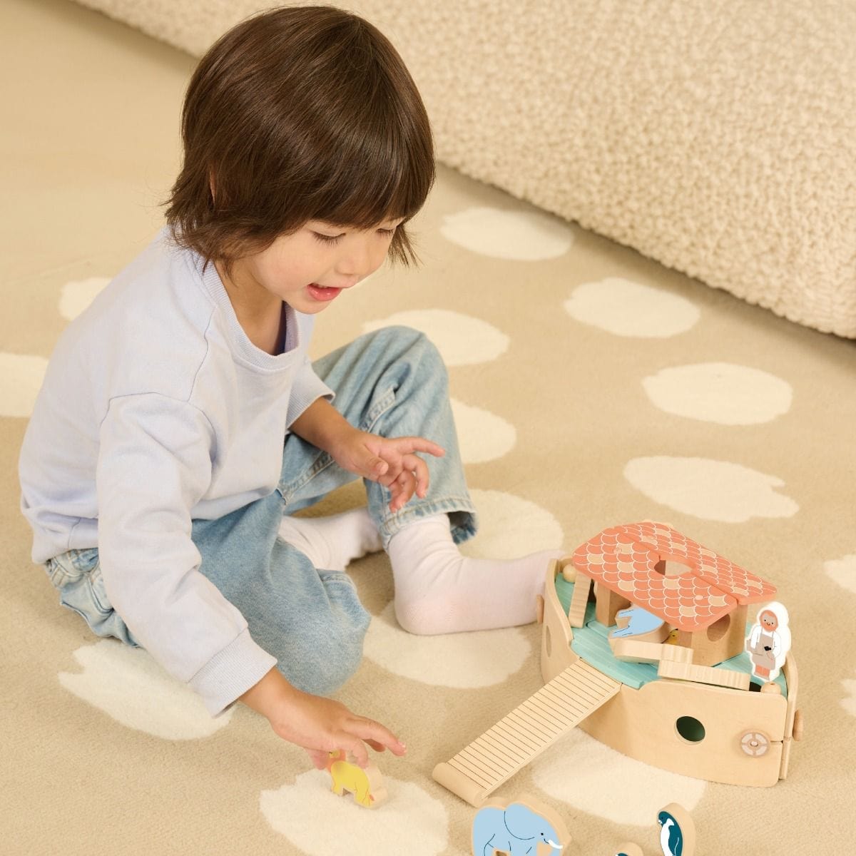 Classic World Toys Making Noah's Ark