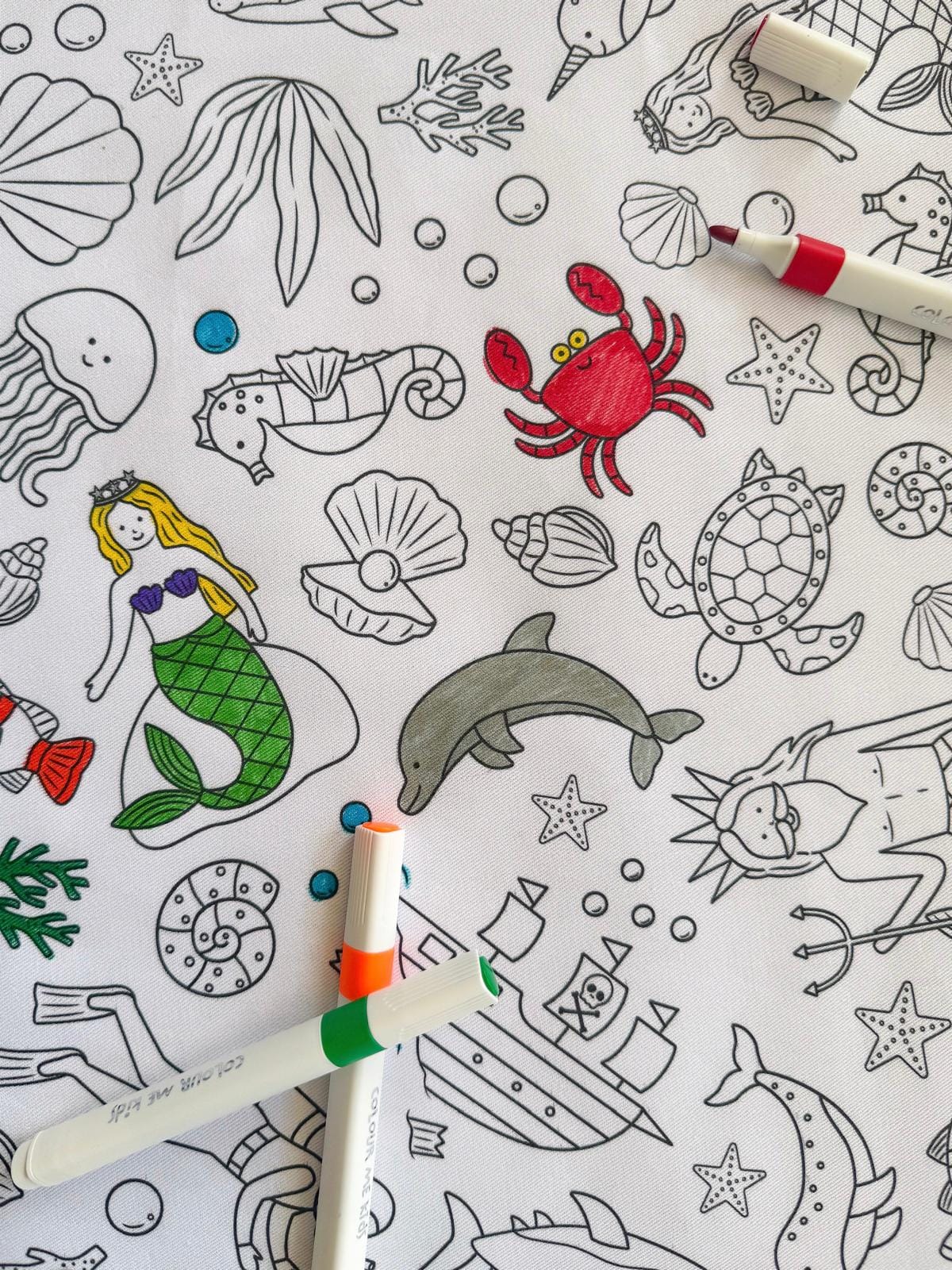 Colour Me Kids Accessory Feeding Washable, Reusable Colouring-In Solo Mats