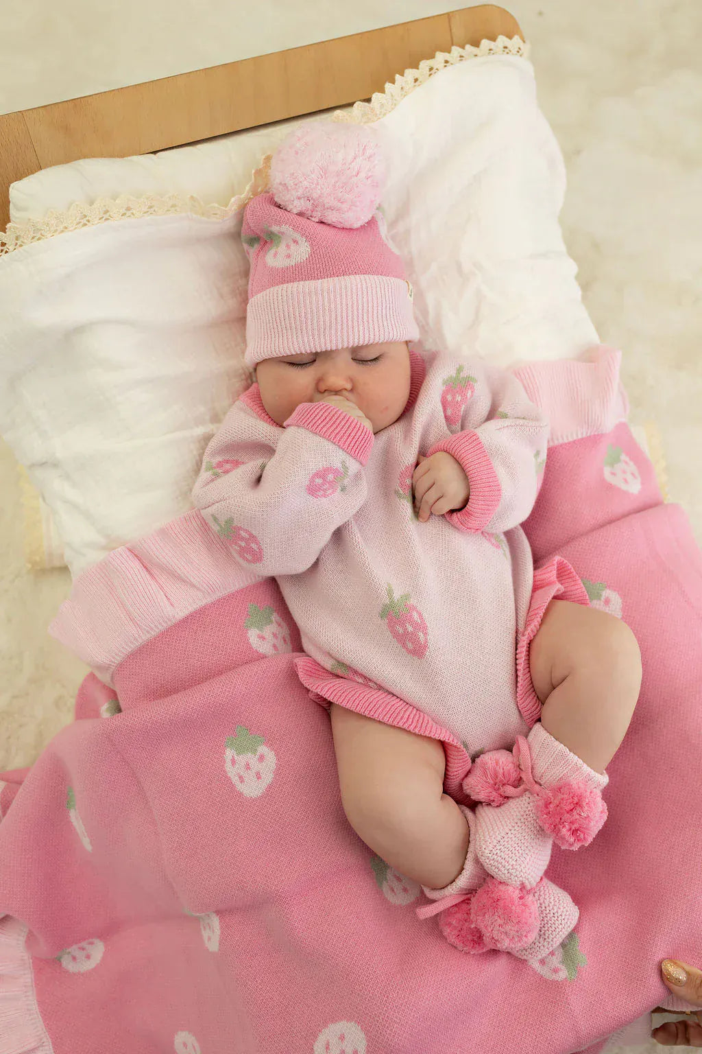 Confetti Kidz Baby Accessory Knit Booties - Pink Poms