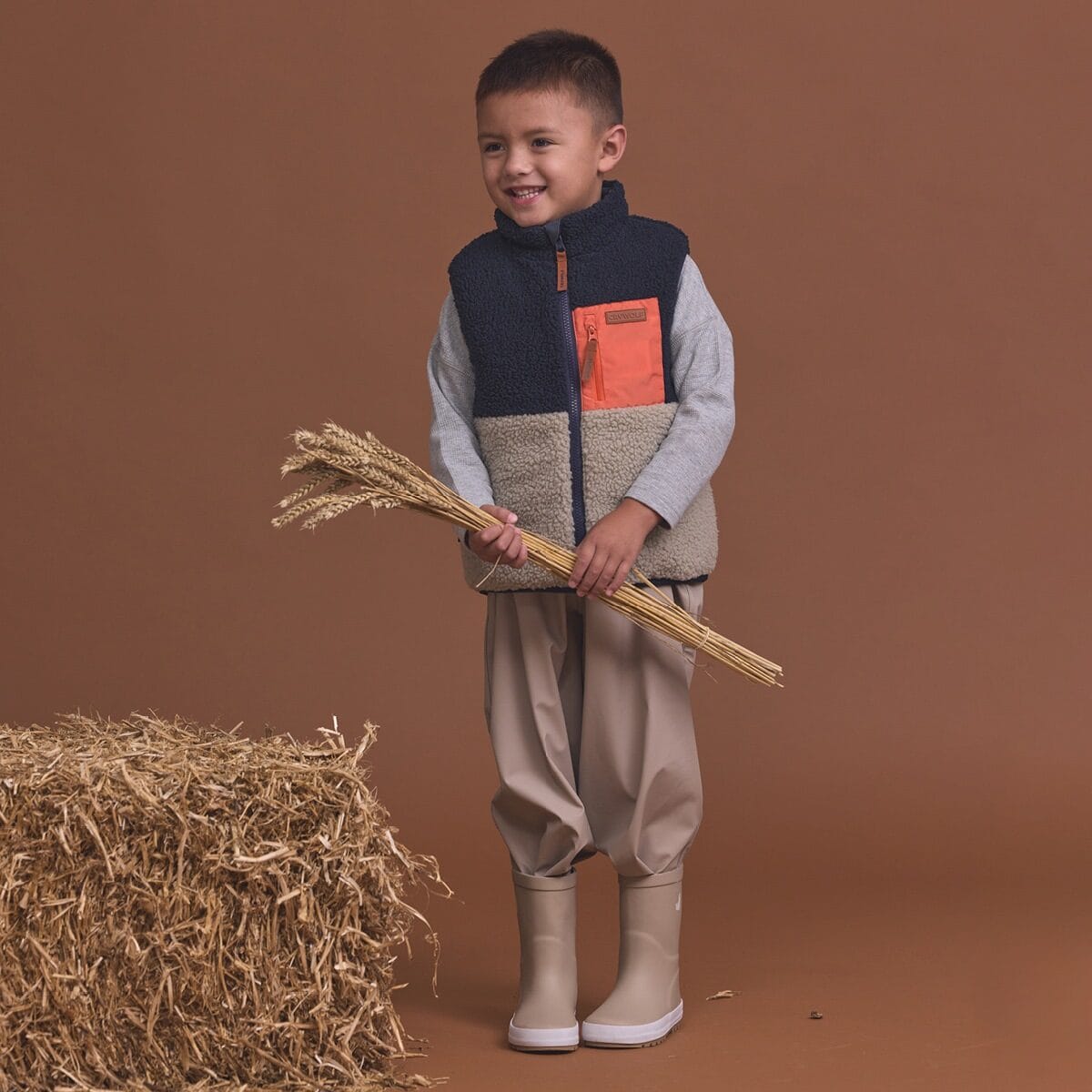 Crywolf Boys Jacket 3Y REVERSIBLE YETI VEST Ash Colourblock