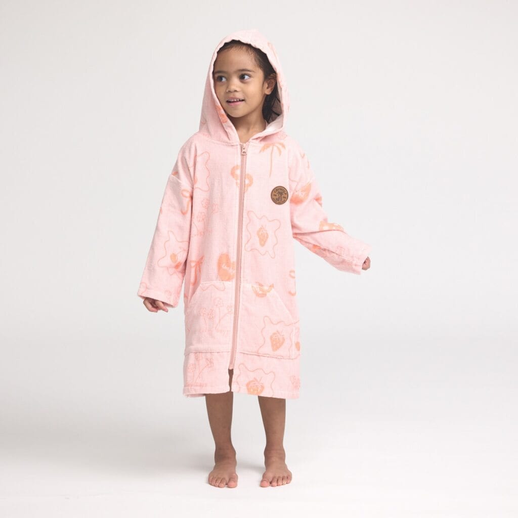 Crywolf Girls Swimwear Everywhere Zip-Up Towel - Pink