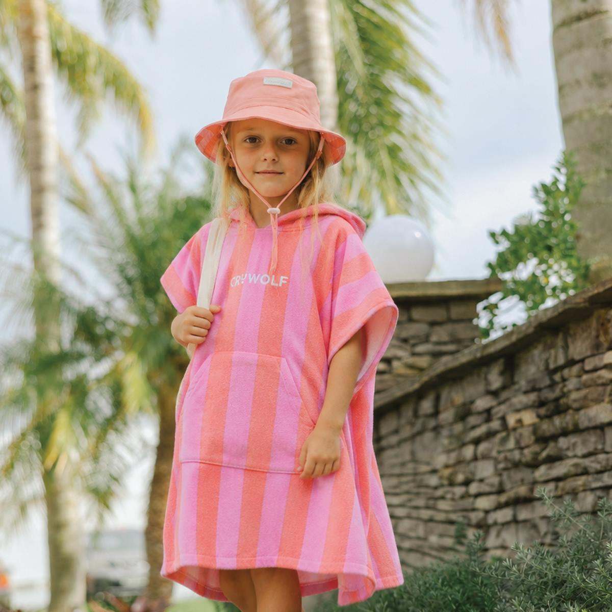 Crywolf Girls Swimwear S/M Hooded Towel - Flamingo Stripe