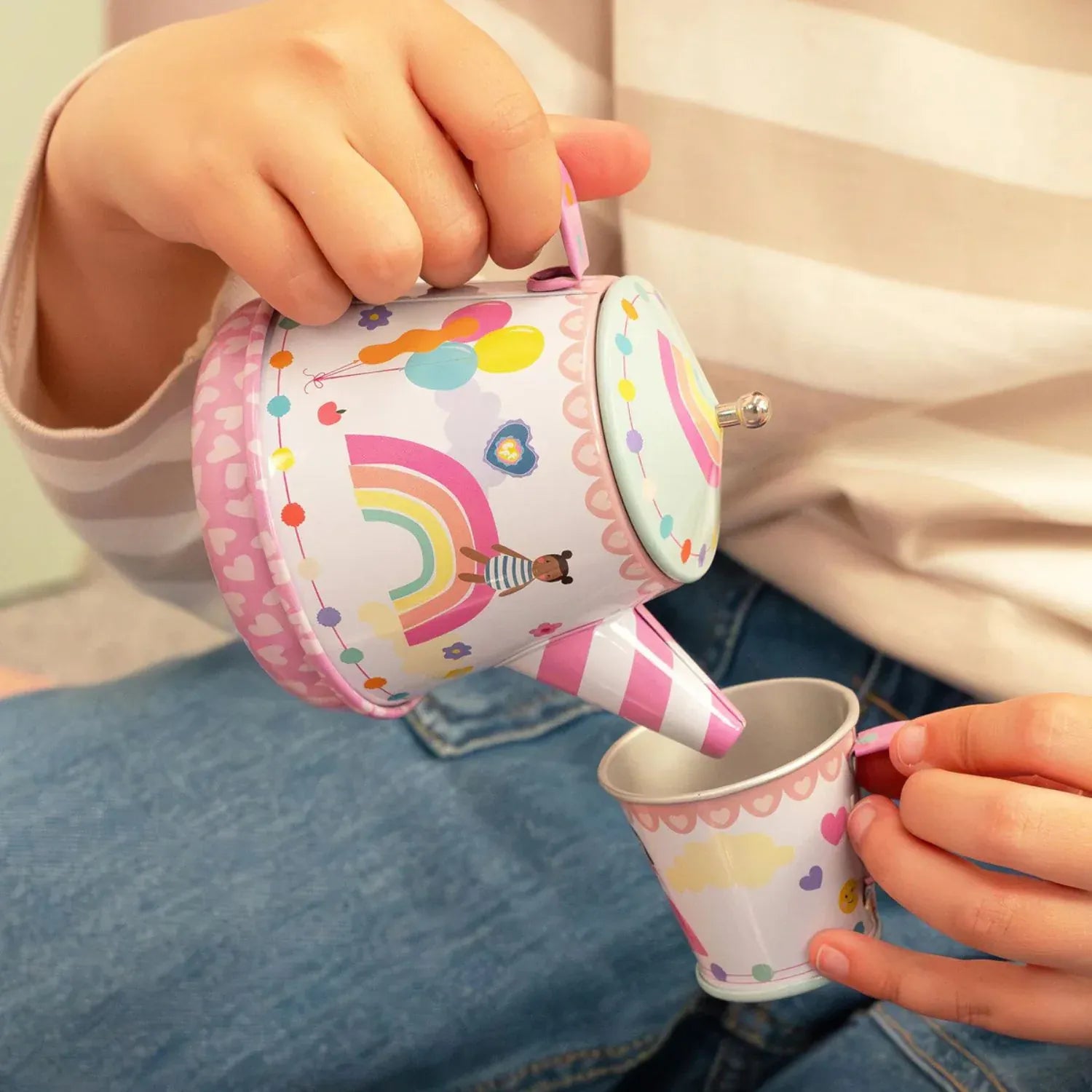 Floss & Rock Best Friends musical 9-piece tin tea set with colorful teapot, cups, and accessories for kids' pretend play.