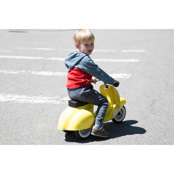 Hape Toys Ambosstoys Primo Ride-On Scooter - Yellow