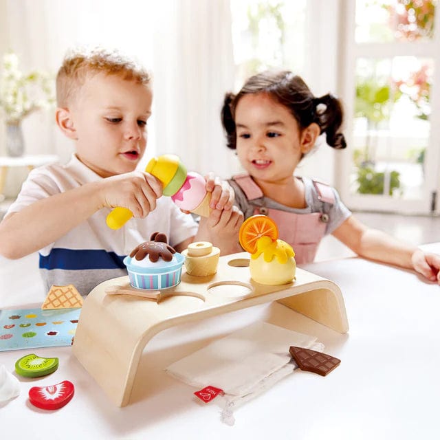 Hape Toys Creamy Dreamy Ice Cream Corner