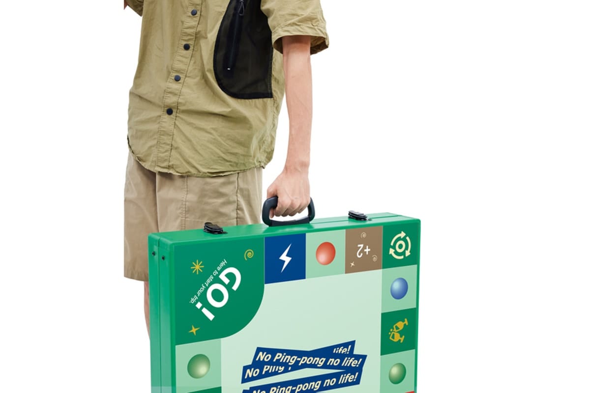 Hape Toys Hape 3 IN 1 Portable Games Table