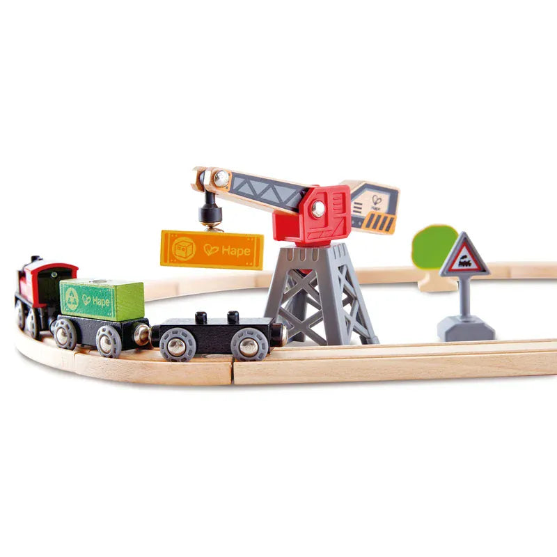 Hape Toys Hape Cargo Delivery Loop