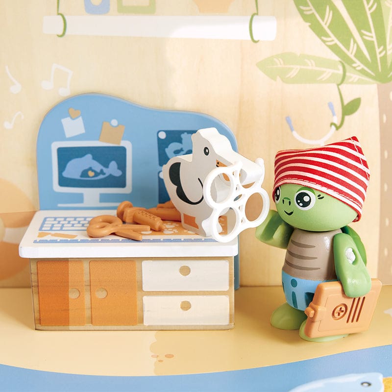Hape Toys Ocean Rescue Beach House