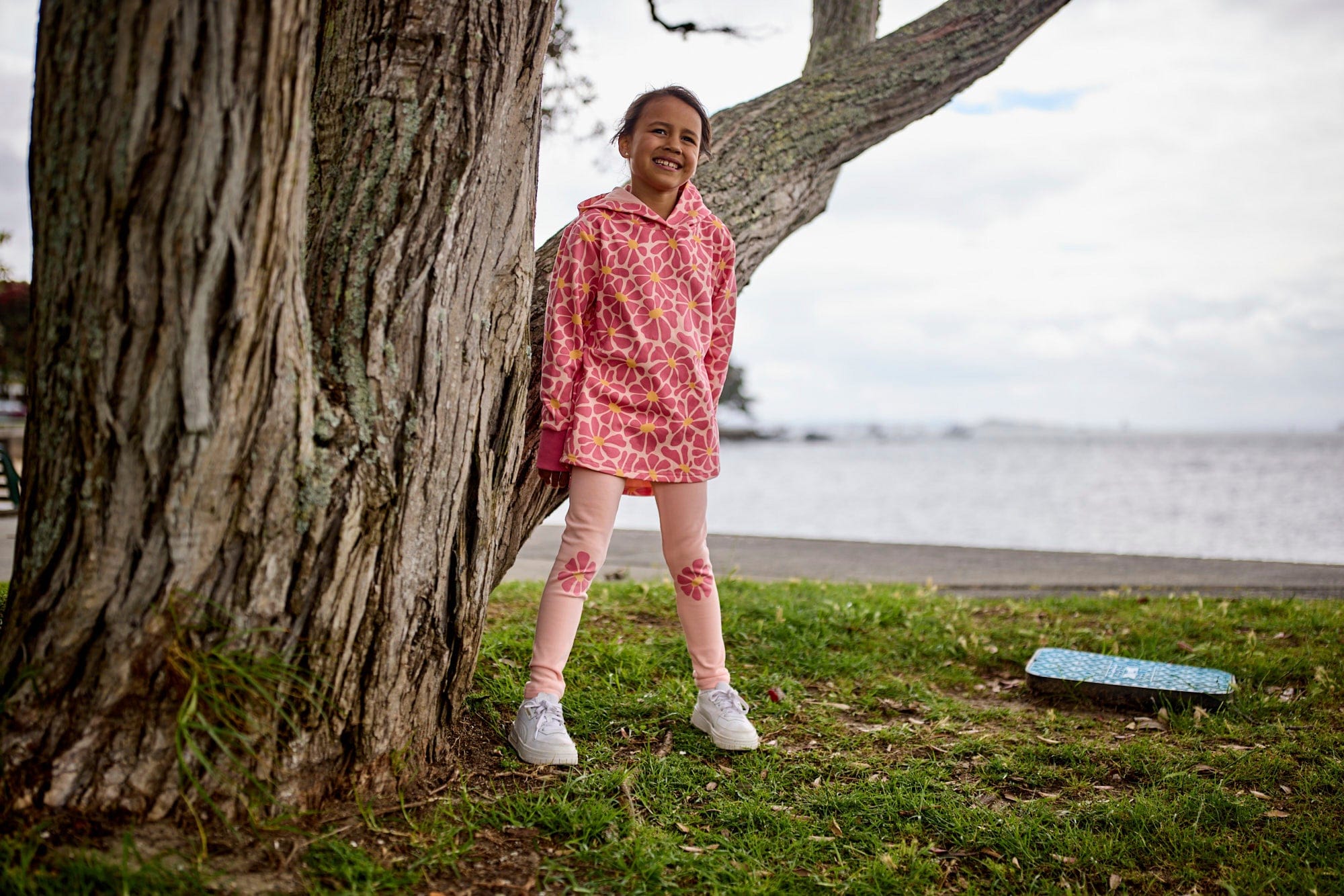 Kissed By Radicool Girls Pants Groovy Flower Legging