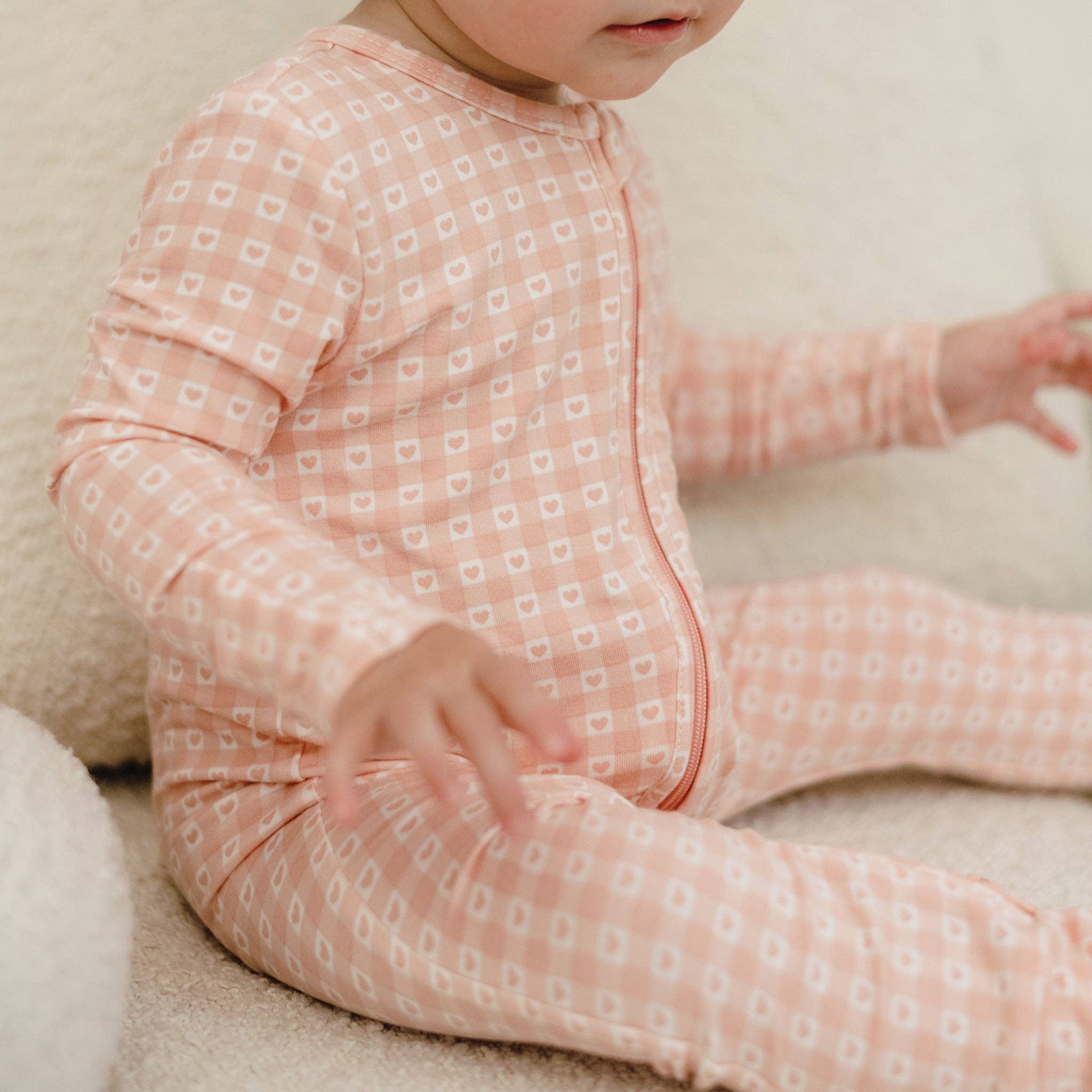 Kynd Baby Girls All In One Day Or Night Onesie - Heart Gingham