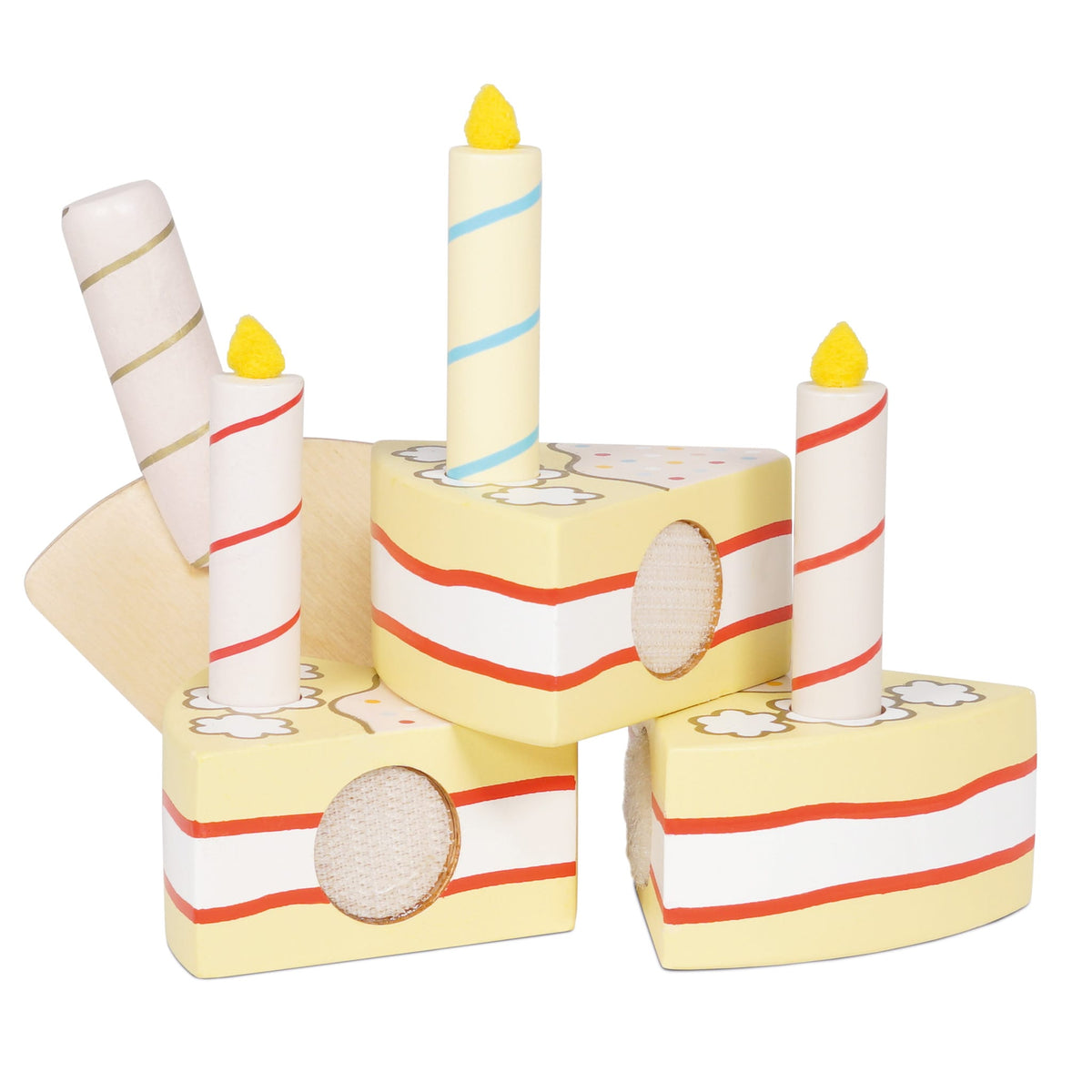 Le Toy Van vanilla birthday cake toy with layered cake design and decorative icing details