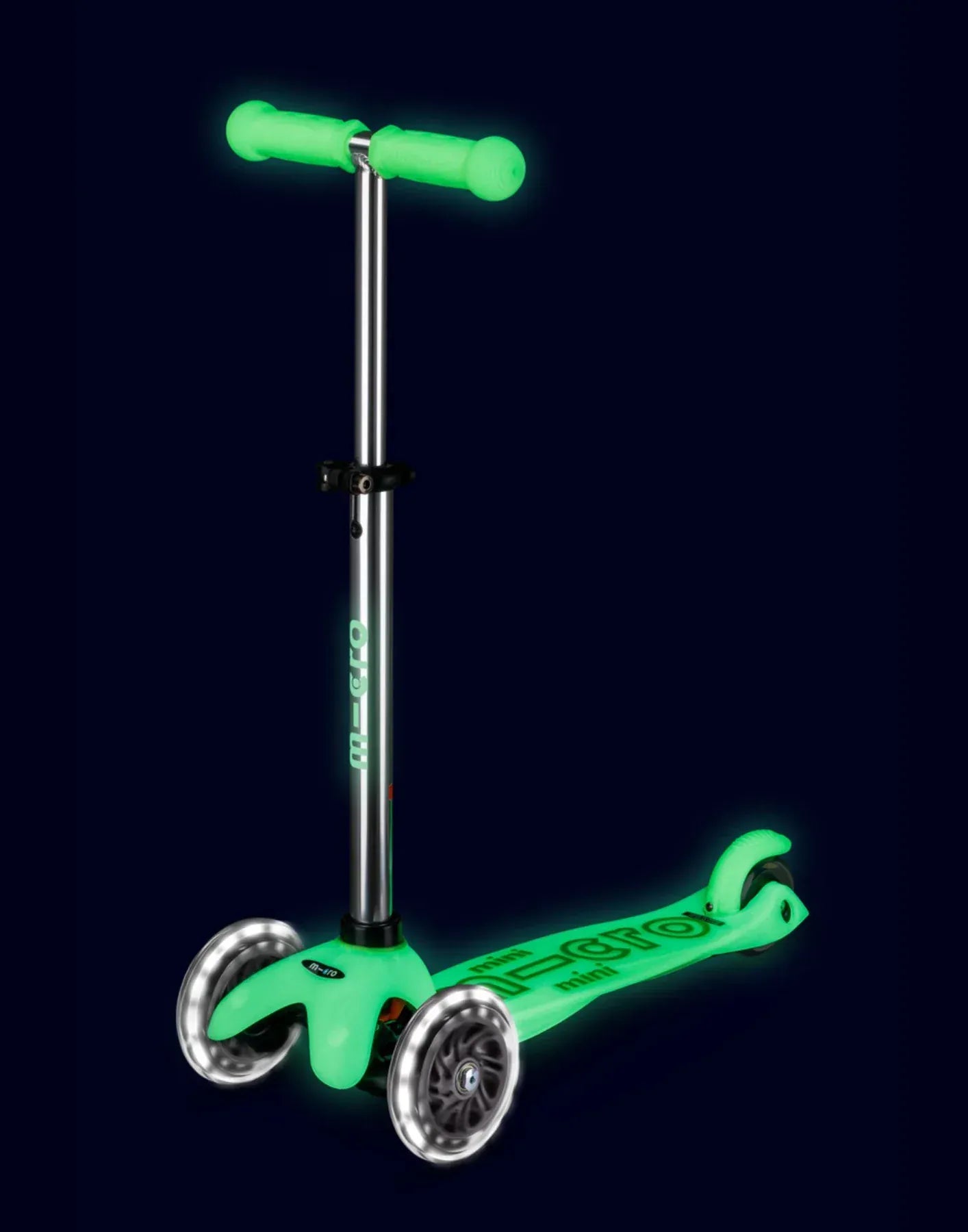 Micro Toys Micro Mini Deluxe Glow LED 3 Wheel Scooter