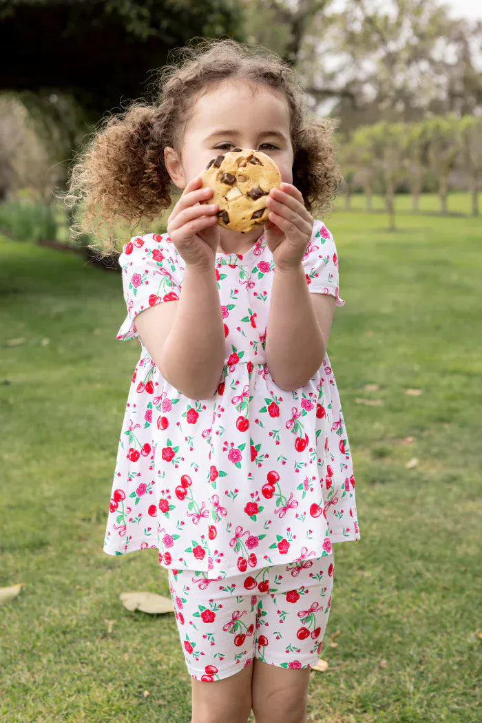 Milky Girls Tee Sweet Cherry Swing Tee