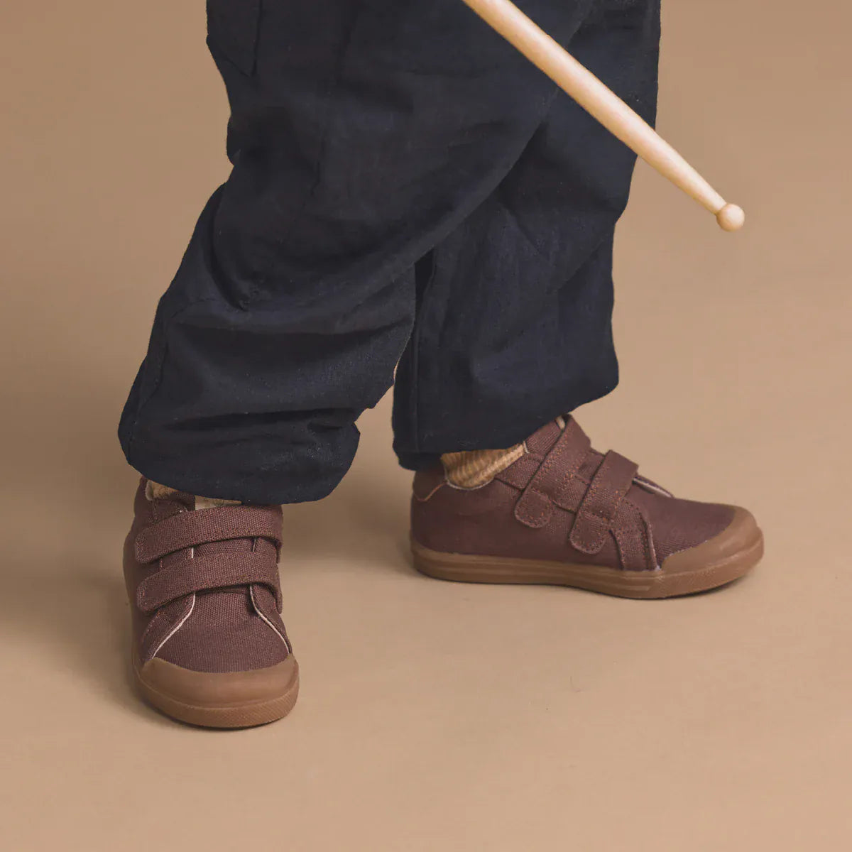 Pretty Brave Boys Shoes Otto Canvas Chocolate Sneakers