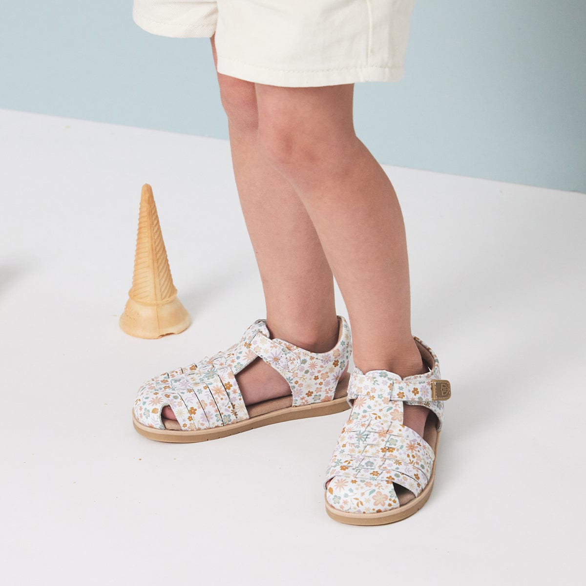 Pretty Brave Girls Shoes Frankie Sandal in Botannical