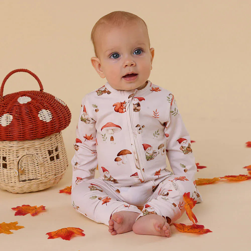 Snuggle Hunny Kids Unisex Onesie Gnomes Organic Snugglesuit Convertible Romper