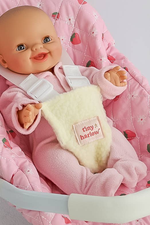 Tiny Harlow Toys Tiny Harlow Dolls Car Seat Capsule - Strawberry Picnic
