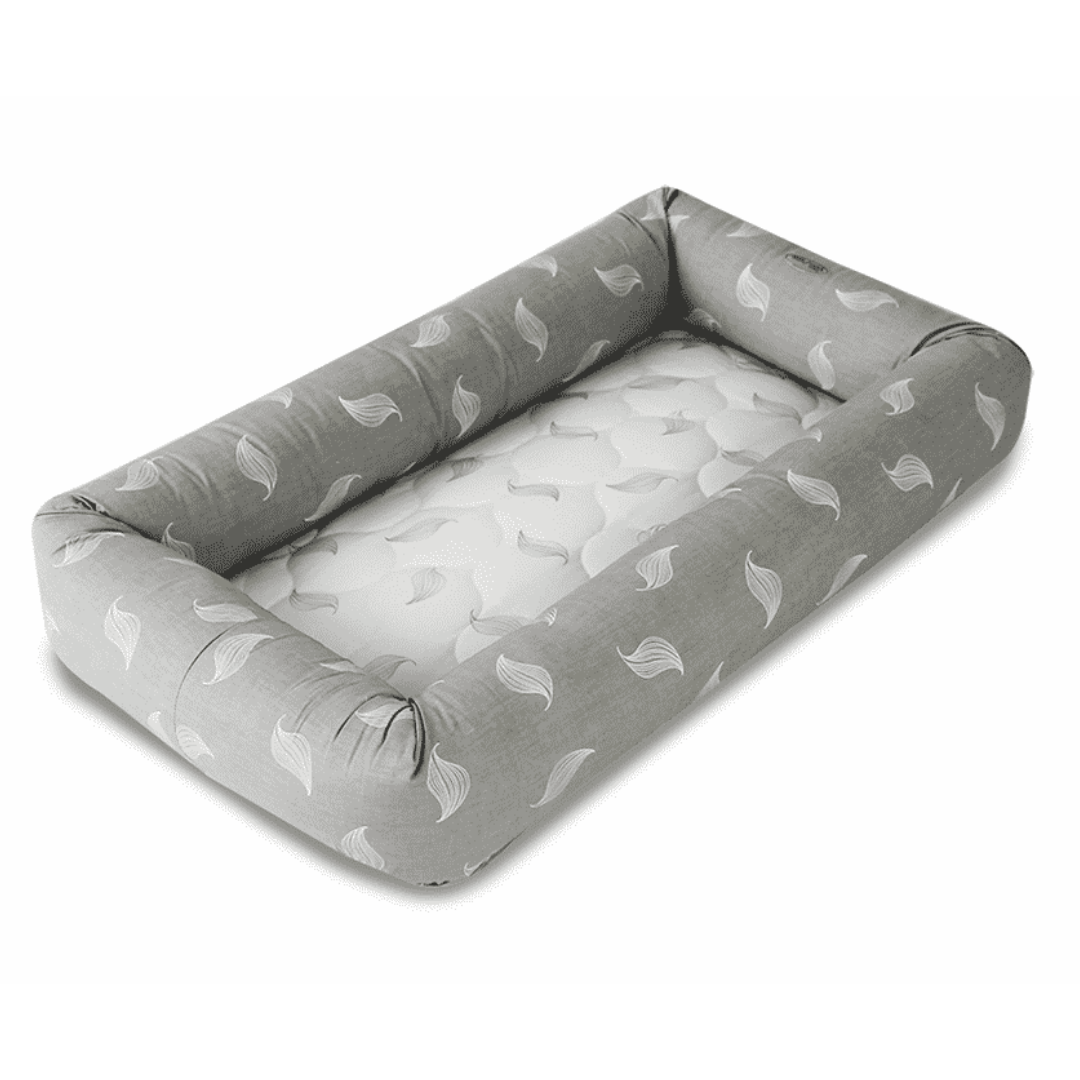 Babyhood Linen Organic Cosy Crib - White Leaf