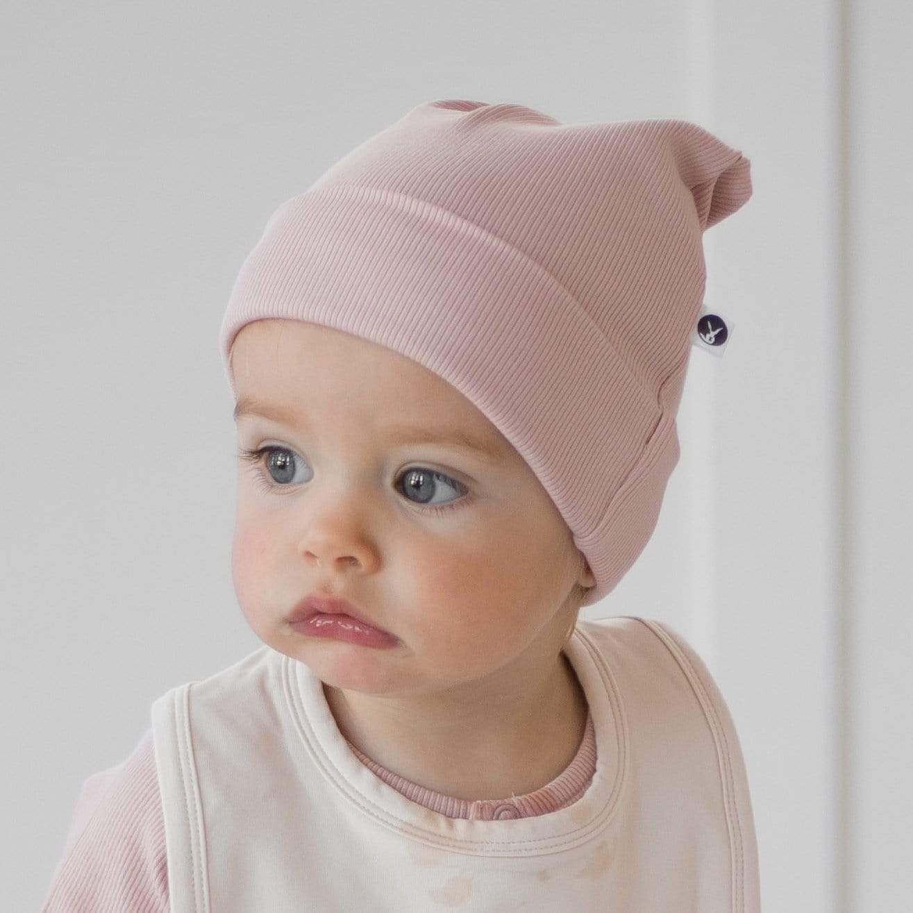 Burrow & Be Accesories Hats Organic Rib Top Knot Hat