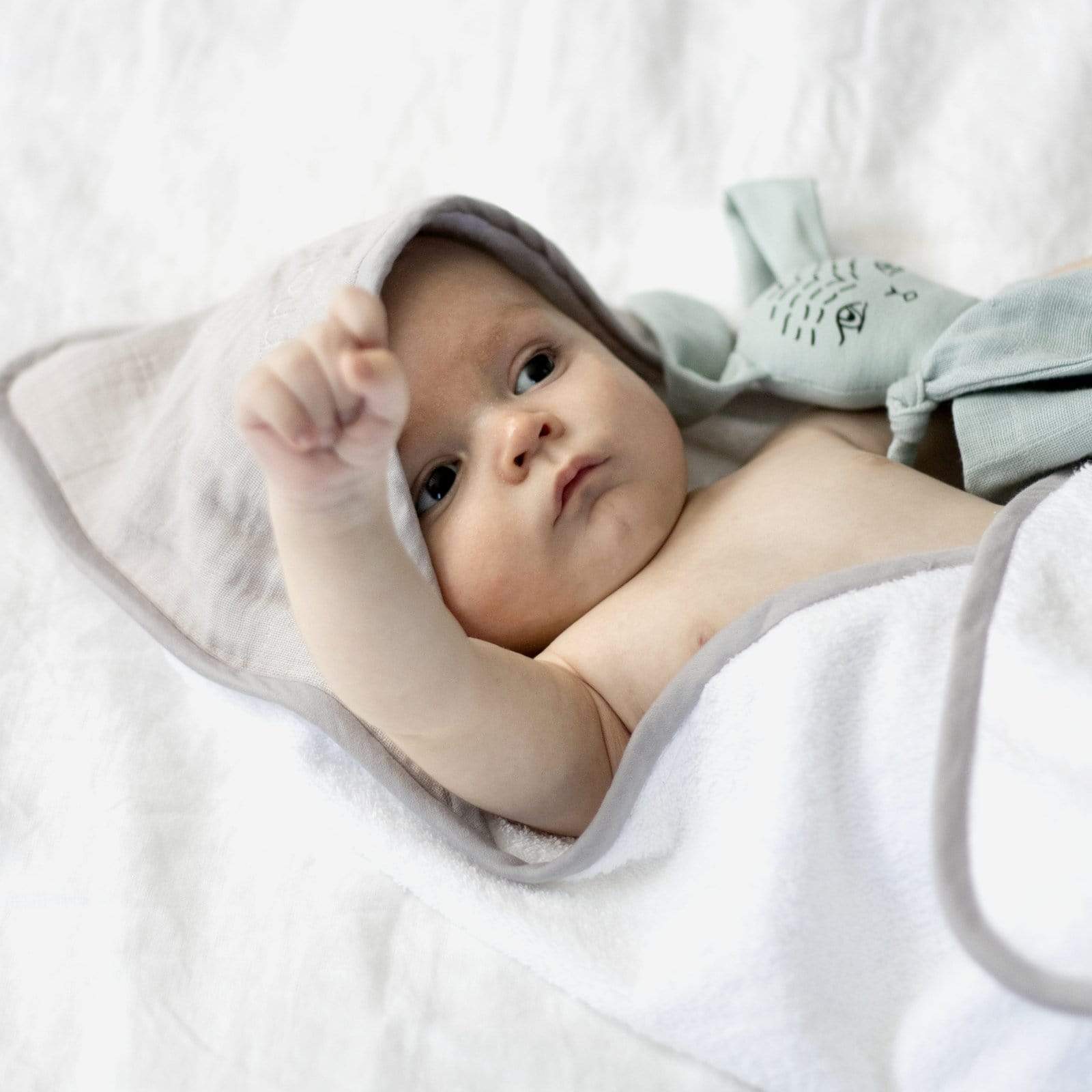 Burrow & Be Linen Bath Organic Hooded Baby Towel
