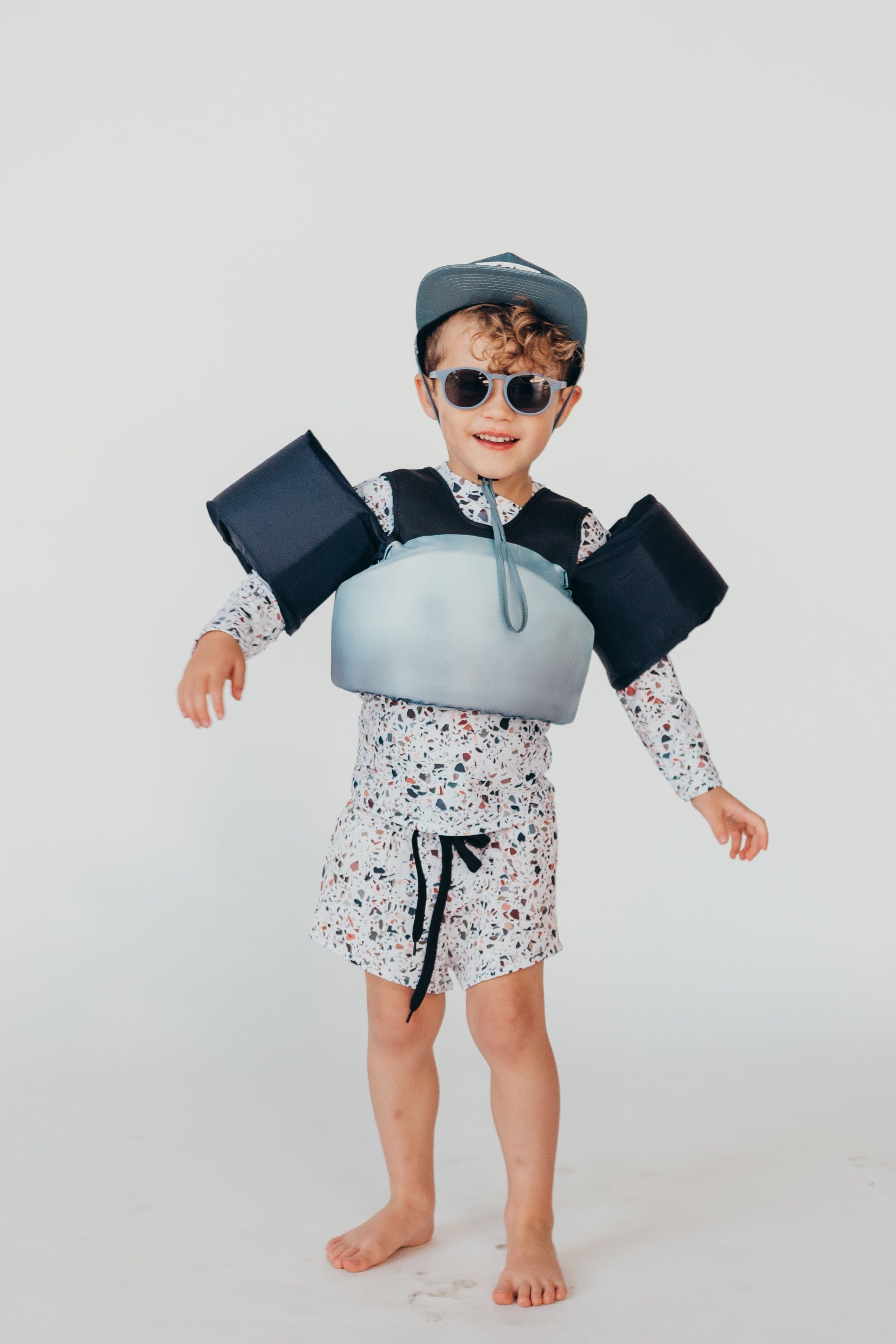 Current Tyed Accessory Sunglasses Keyhole Sunnies