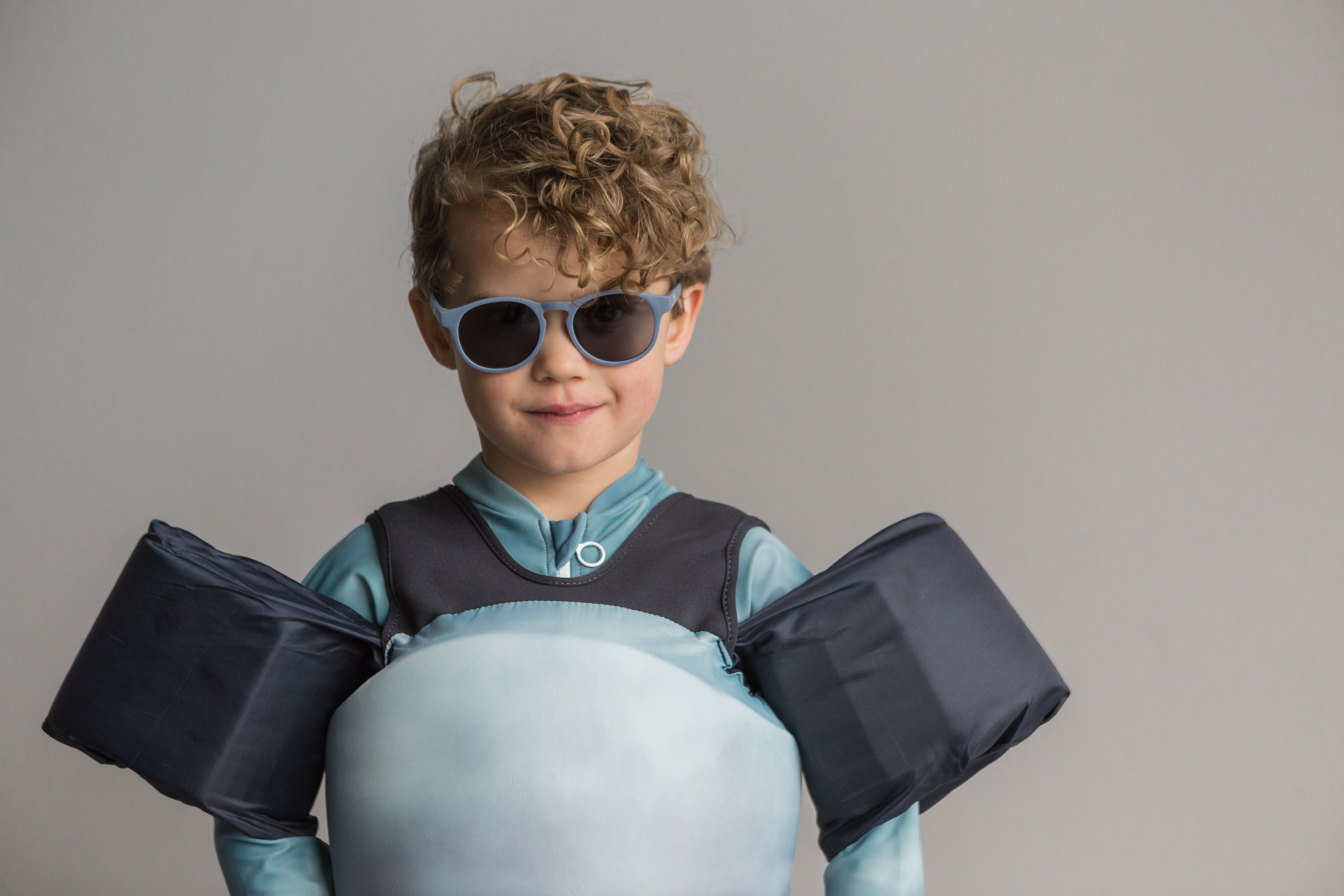 Current Tyed Accessory Sunglasses Keyhole Sunnies