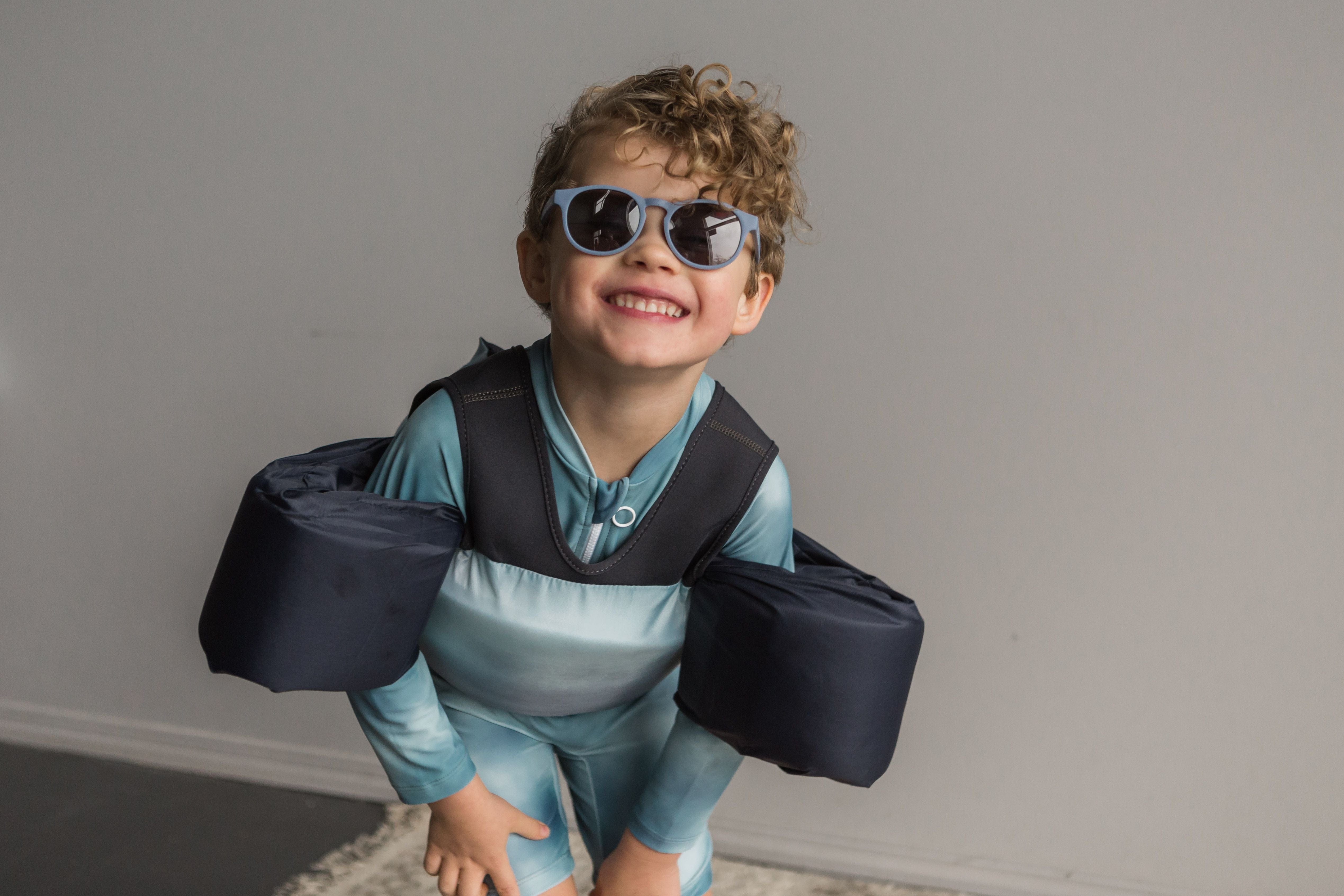 Current Tyed Accessory Sunglasses Keyhole Sunnies