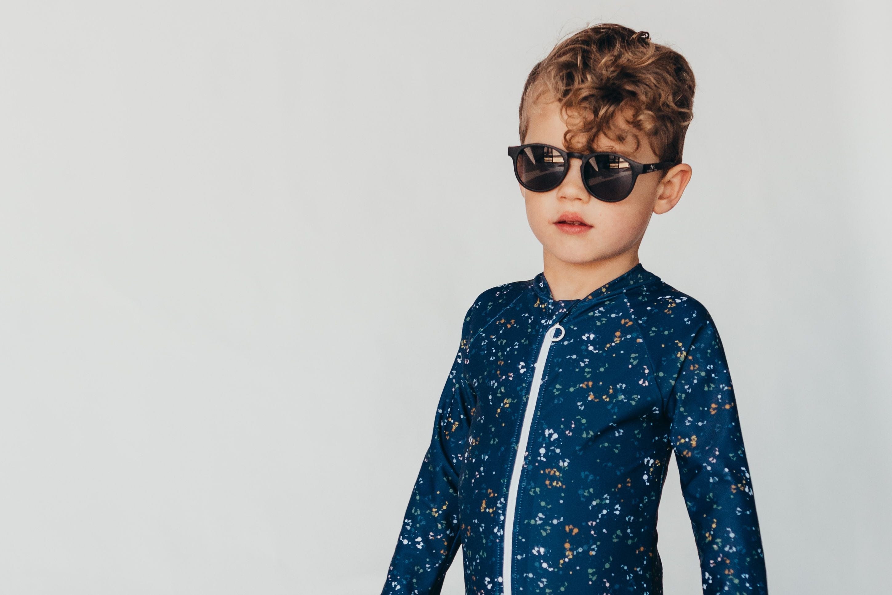 Current Tyed Accessory Sunglasses Keyhole Sunnies