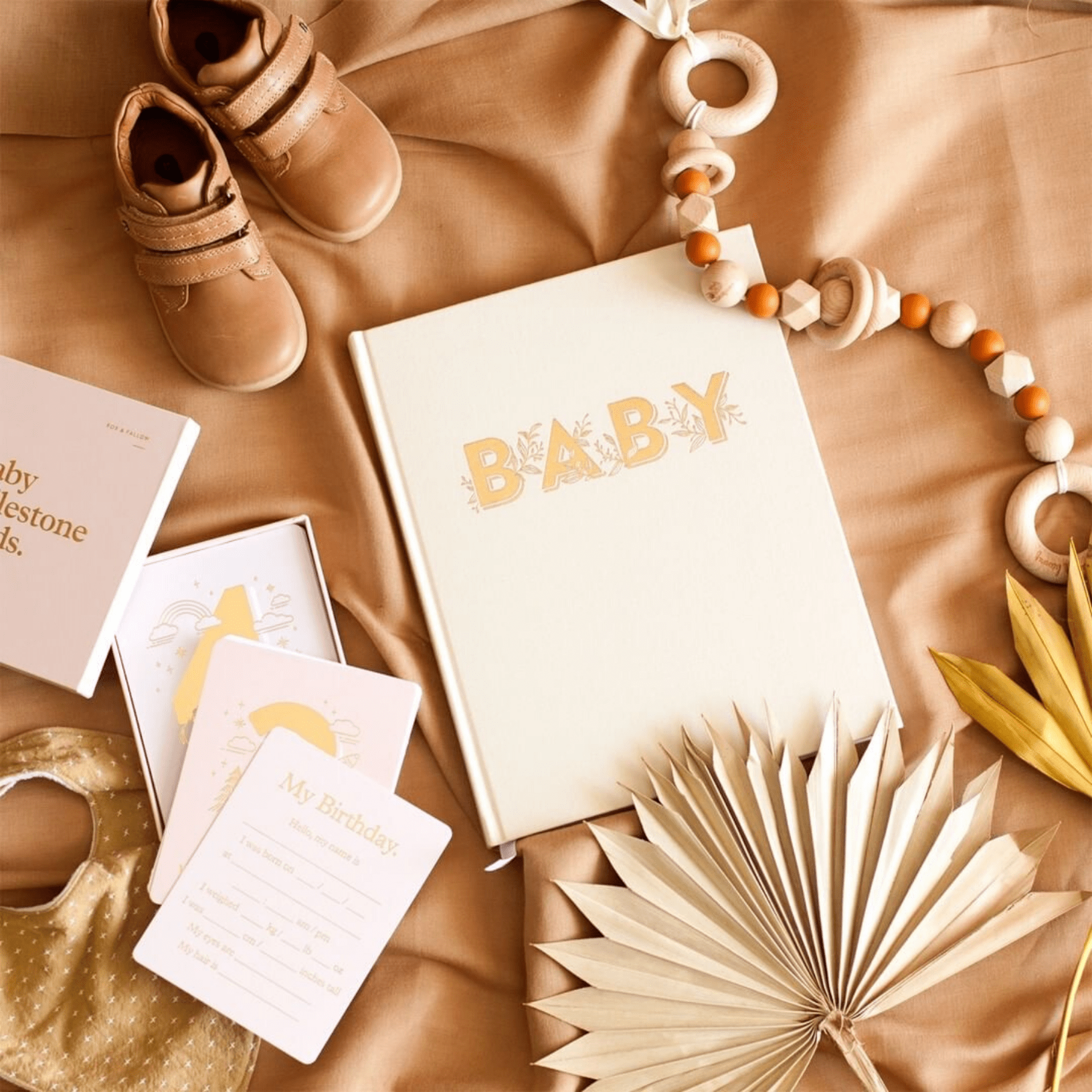 Pram Garland with Rattle - Parnell Baby Boutique