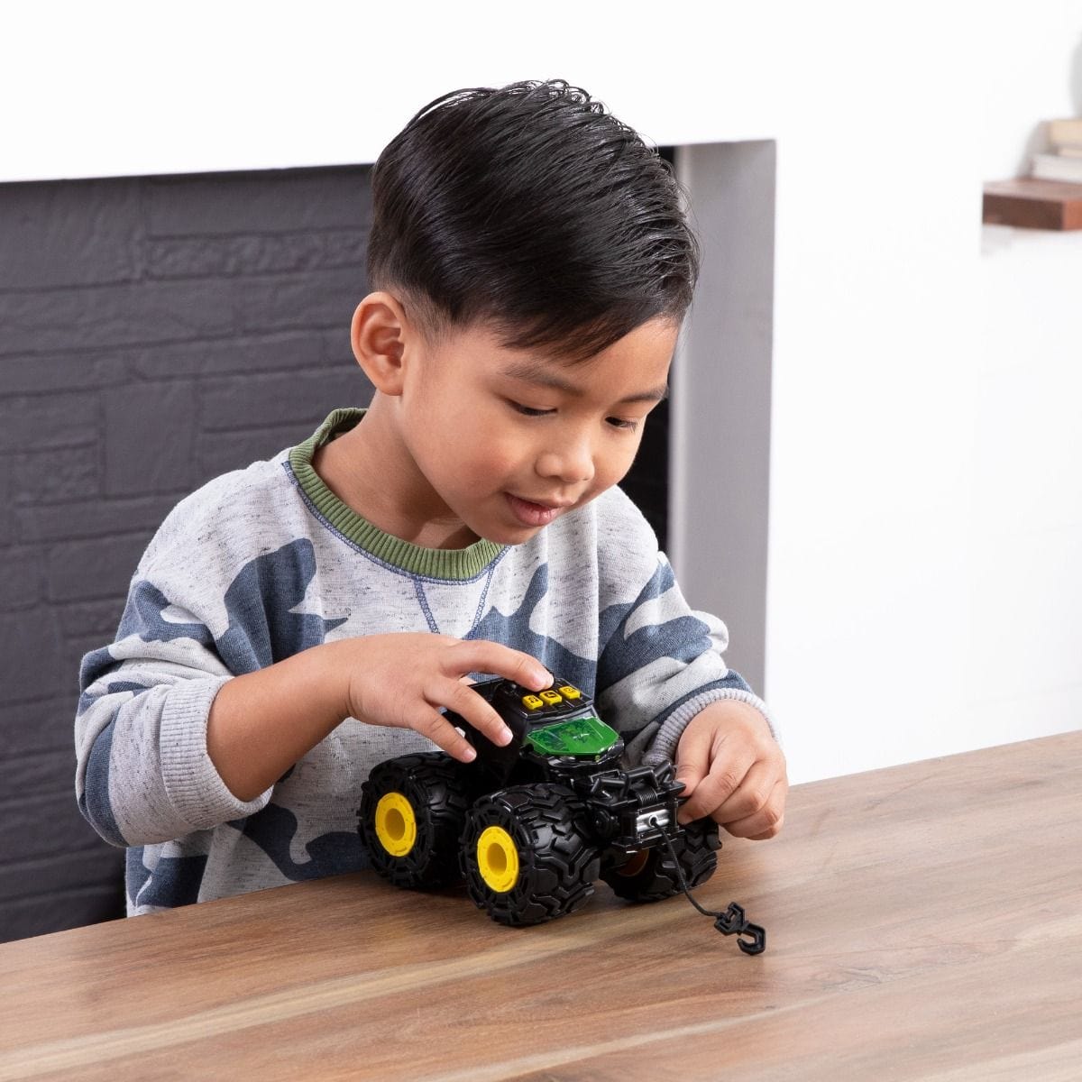 John Deere Toys John Deere Monster Treads Lights & Sounds