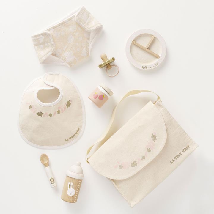 Le Toy Van Toys Doll Nursing Set
