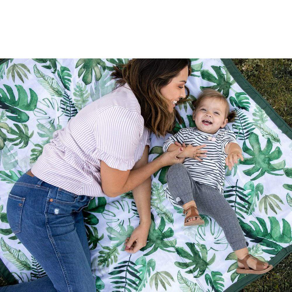 Little Unicorn Baby Care Leaf Picnic/Outdoor Blanket 5 X 7