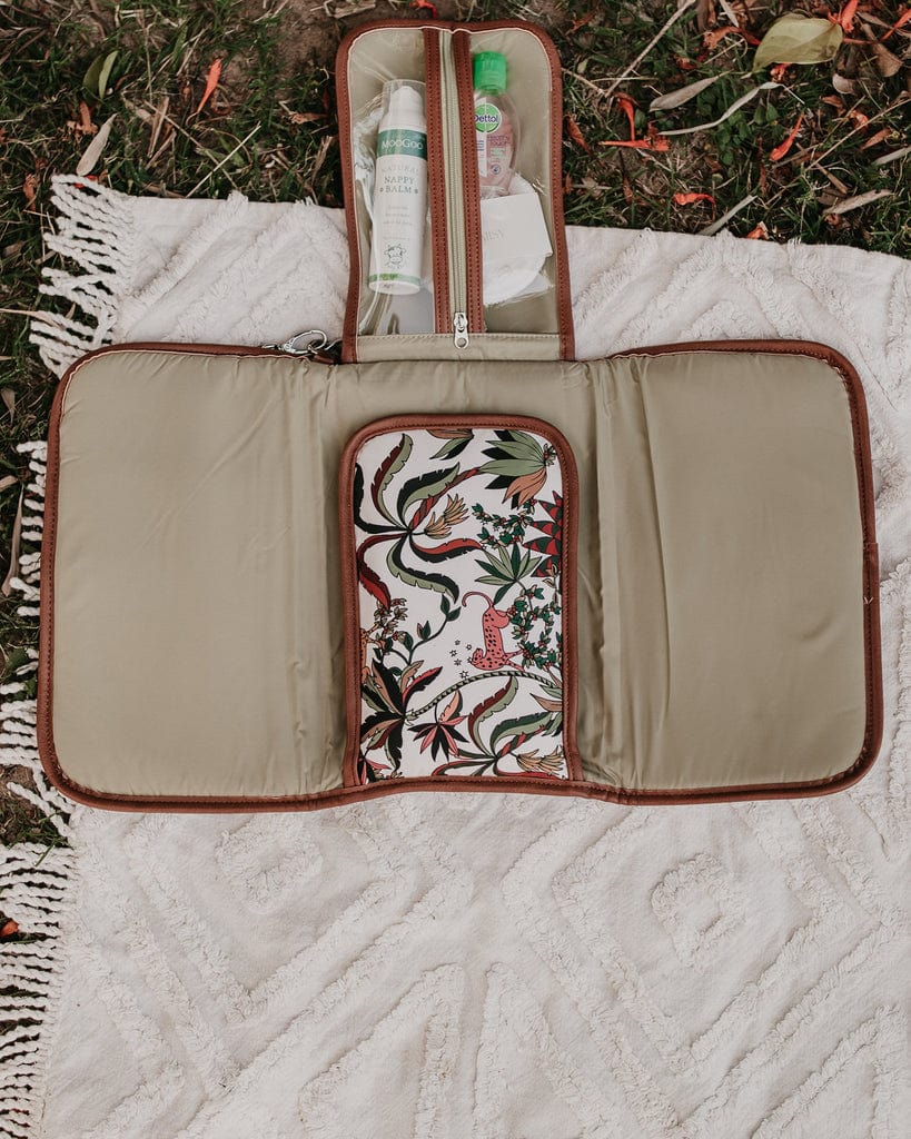 OiOi Baby Care OiOi Change Clutch - Jungle Cream/Tan