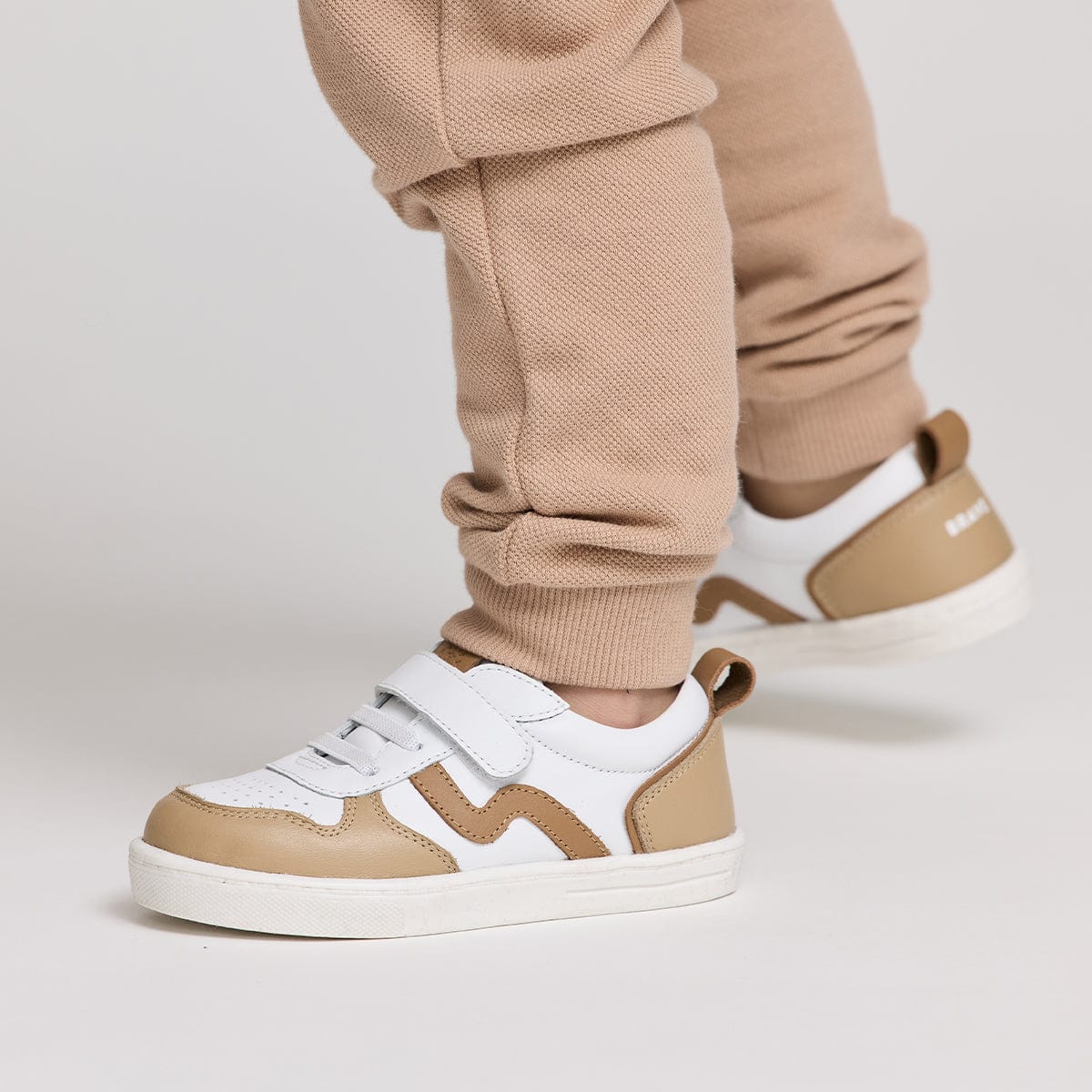 Pretty Brave Girls Shoes XO Trainer White/Tan