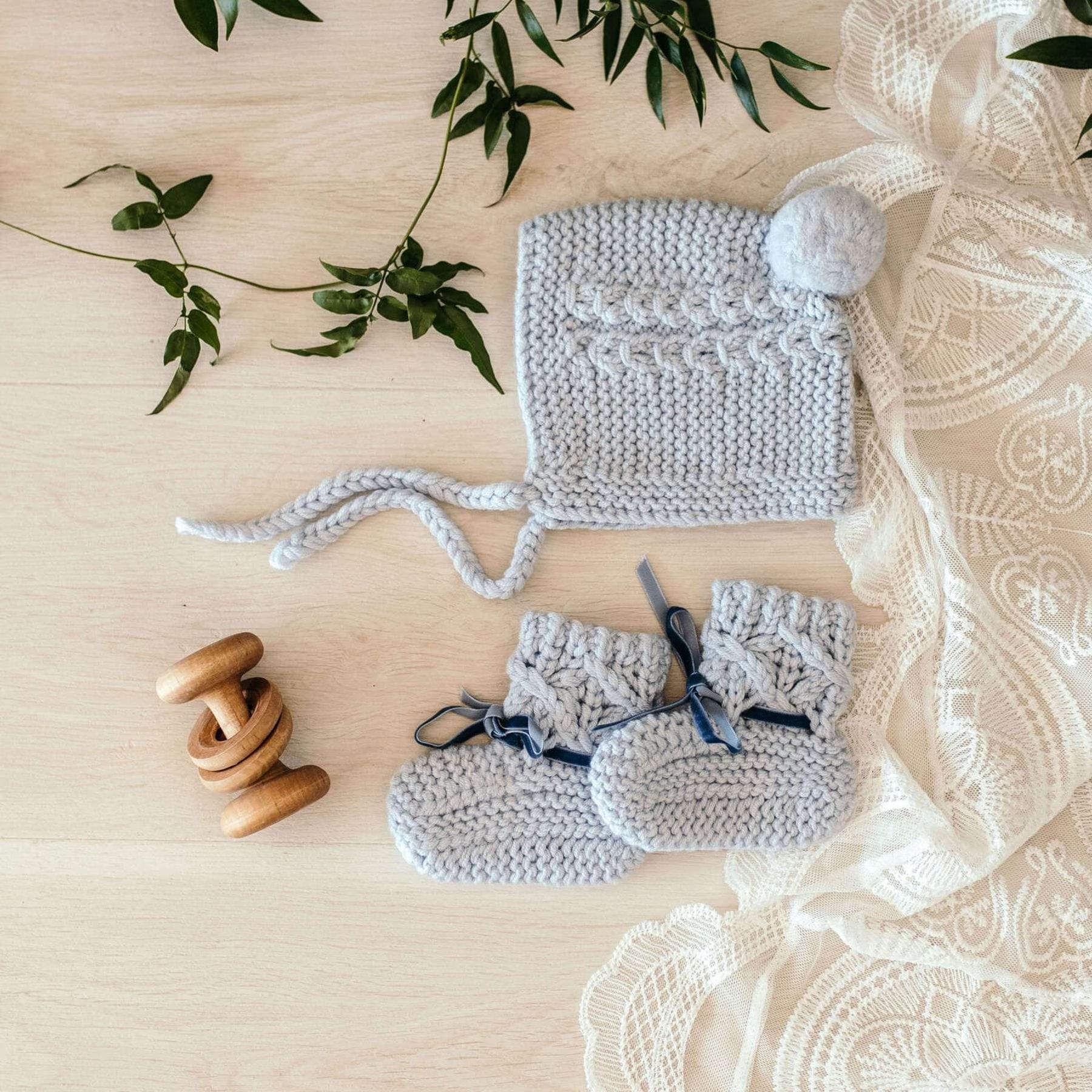 Snuggle Hunny Kids Accesories Hats Snuggle Hunny Merino Bonnet & Booties
