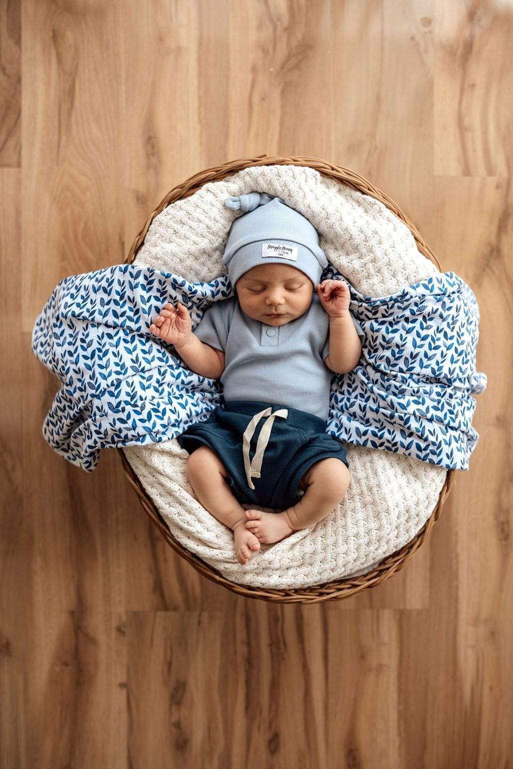 Snuggle Hunny Kids Boys Onesie Zen Short Sleeve Bodysuit