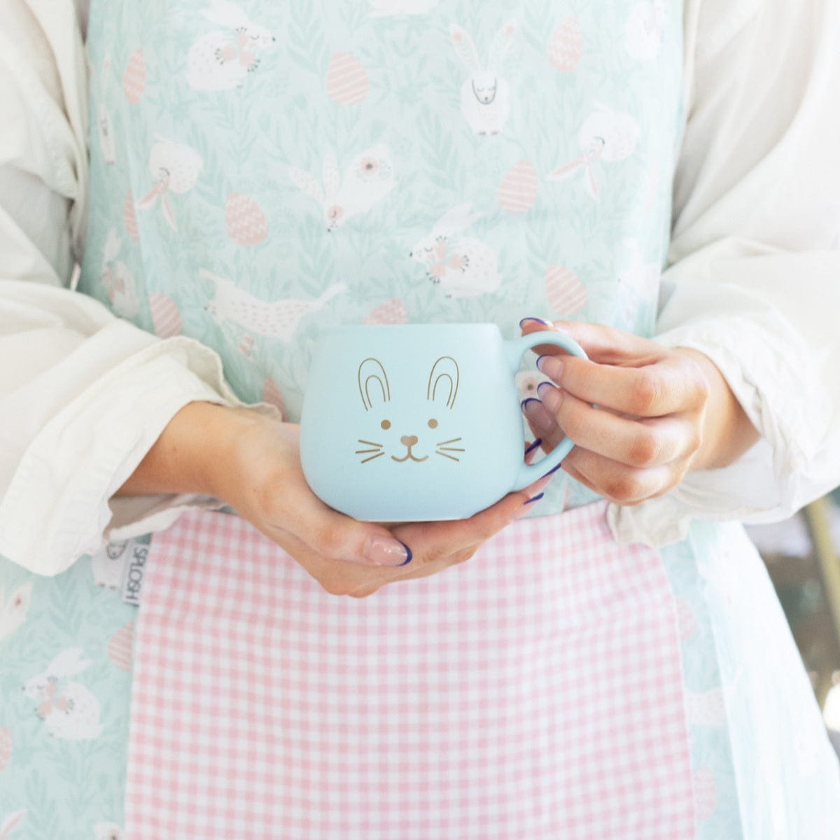 Splosh Accessory Feeding Easter Mug