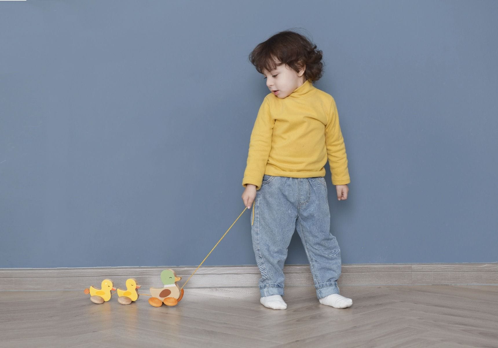 Classic World Toys Pull Paddling Duck