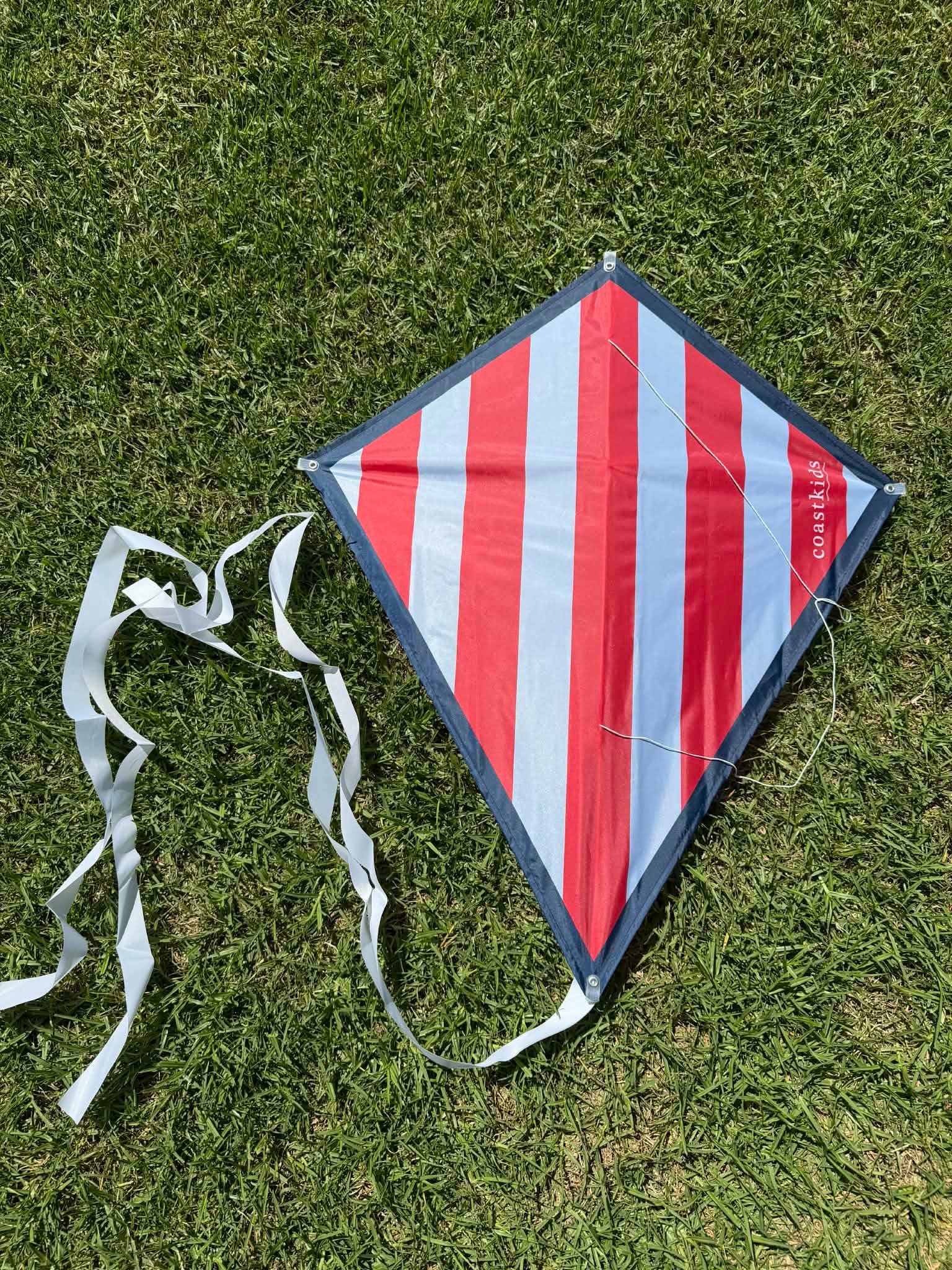 Coast Kids Toys Traditional Kite - Kirra - Made From Recycled Plastic Bottle: Sunset