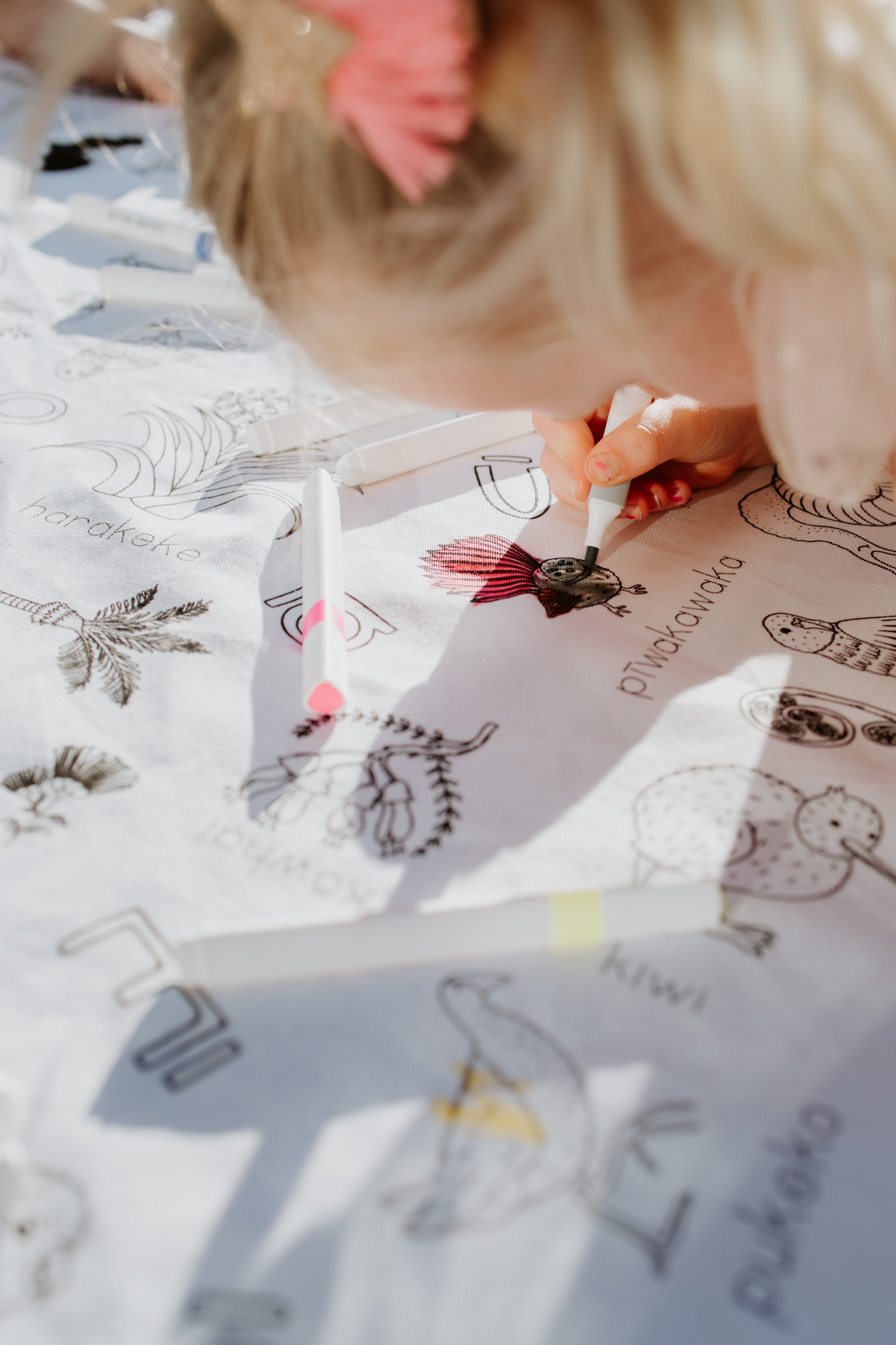 Colour Me Kids Accessory Feeding Hoa o te Ngahere Washable & Reusable Colouring In Tablecloth Set