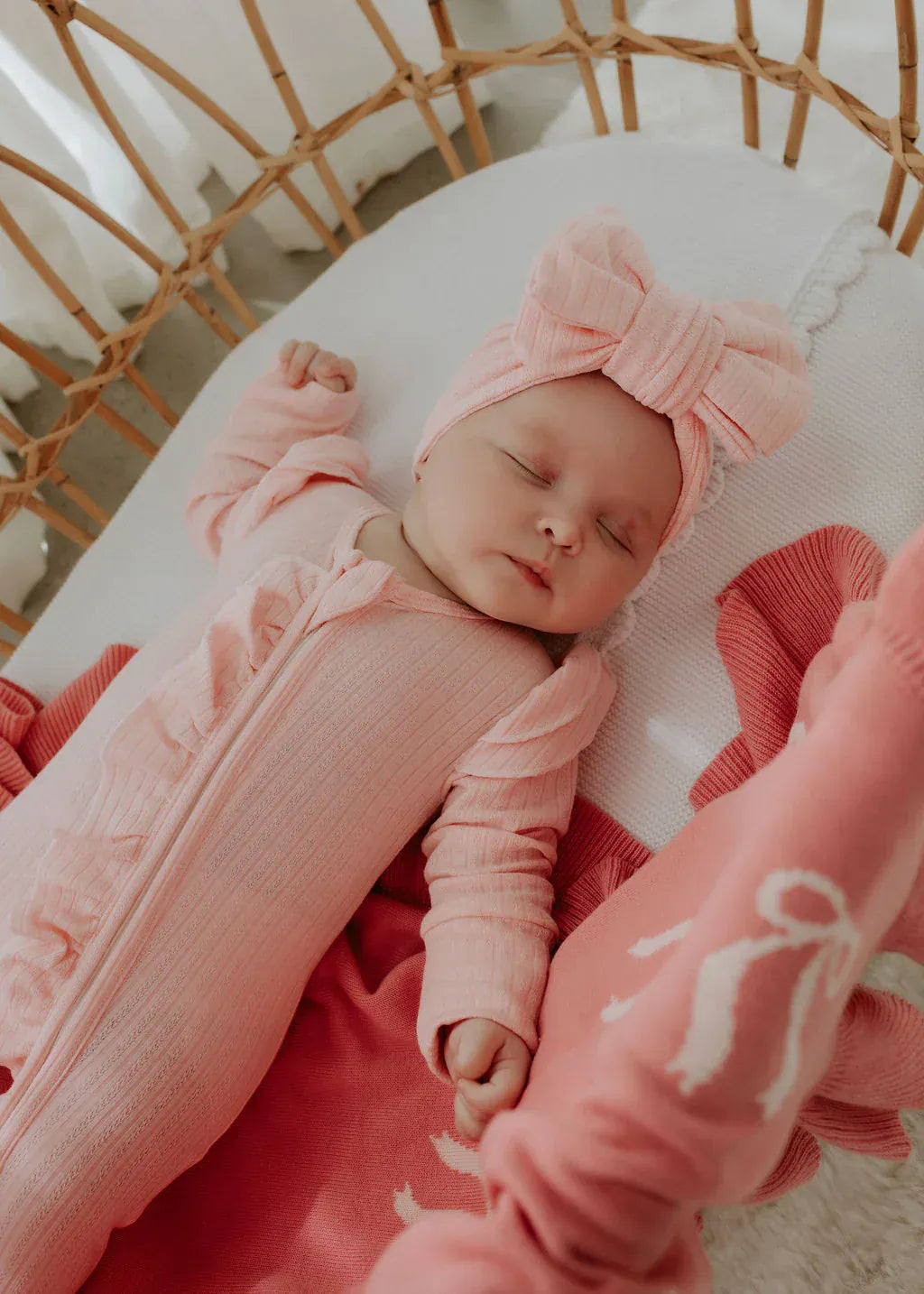 Confetti Kidz Accessory Hair Oversized Top Knot - Candy Pink Pointelle