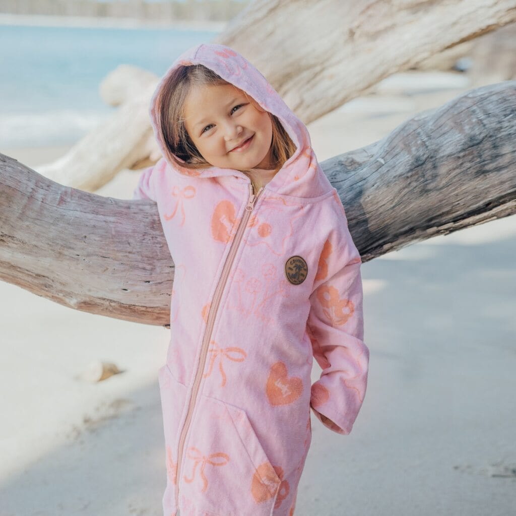 Crywolf Girls Swimwear Everywhere Zip-Up Towel - Pink