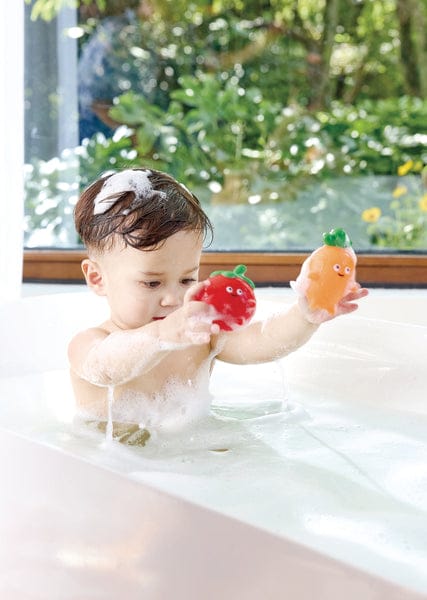 Hape Bath Toys Veggie Pals Bath Splashers