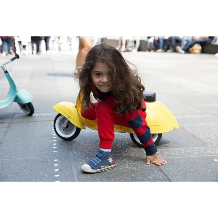 Hape Toys Ambosstoys Primo Ride-On Scooter - Yellow