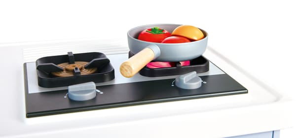 Hape Toys Deluxe Kitchen with Running Water